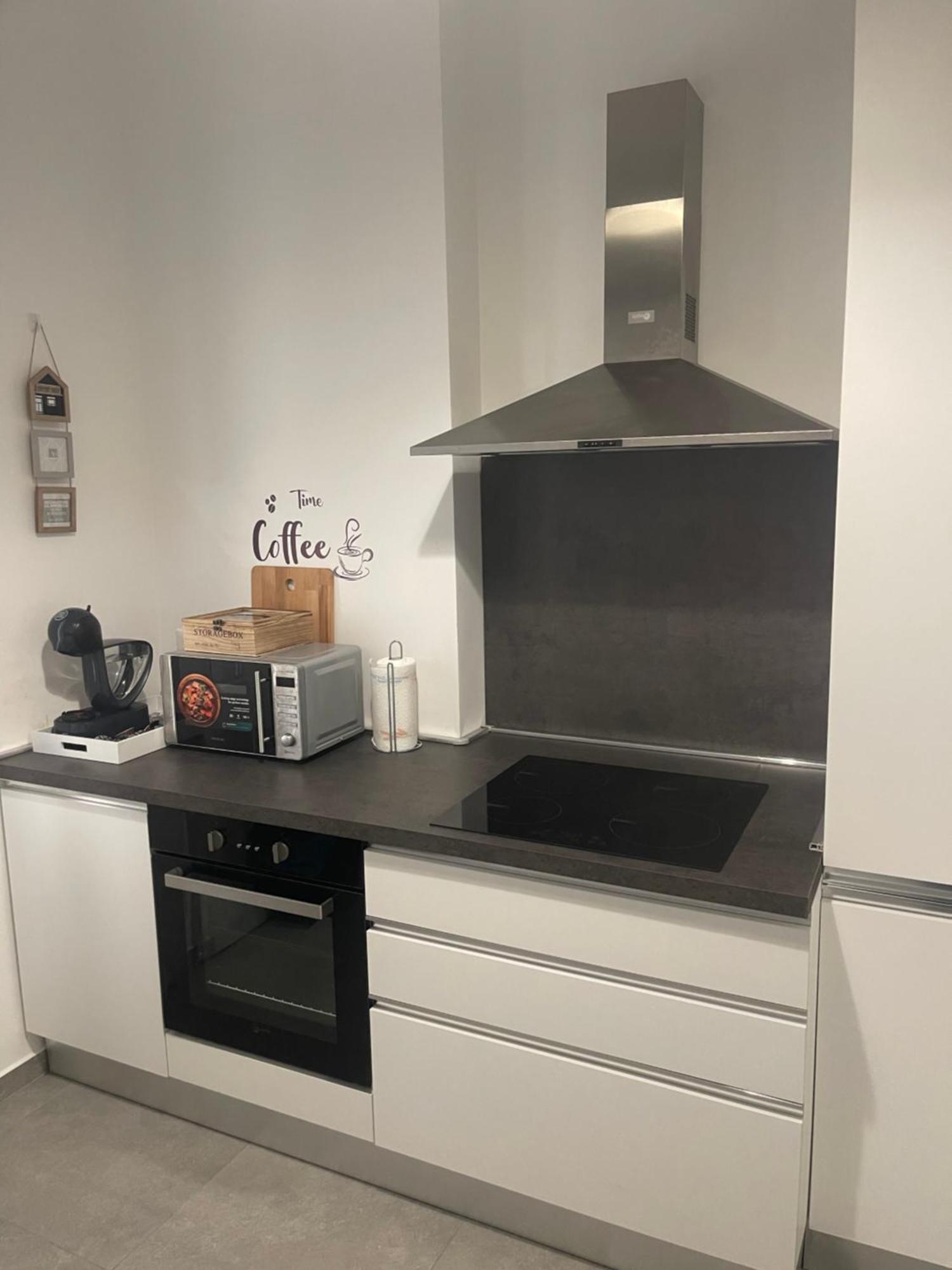 Deluxe Self Check In Parking Appartement Genua
